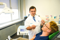 Prof. Politis (Bron Artsenkrant)