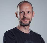 Dr. Bart Dehaes